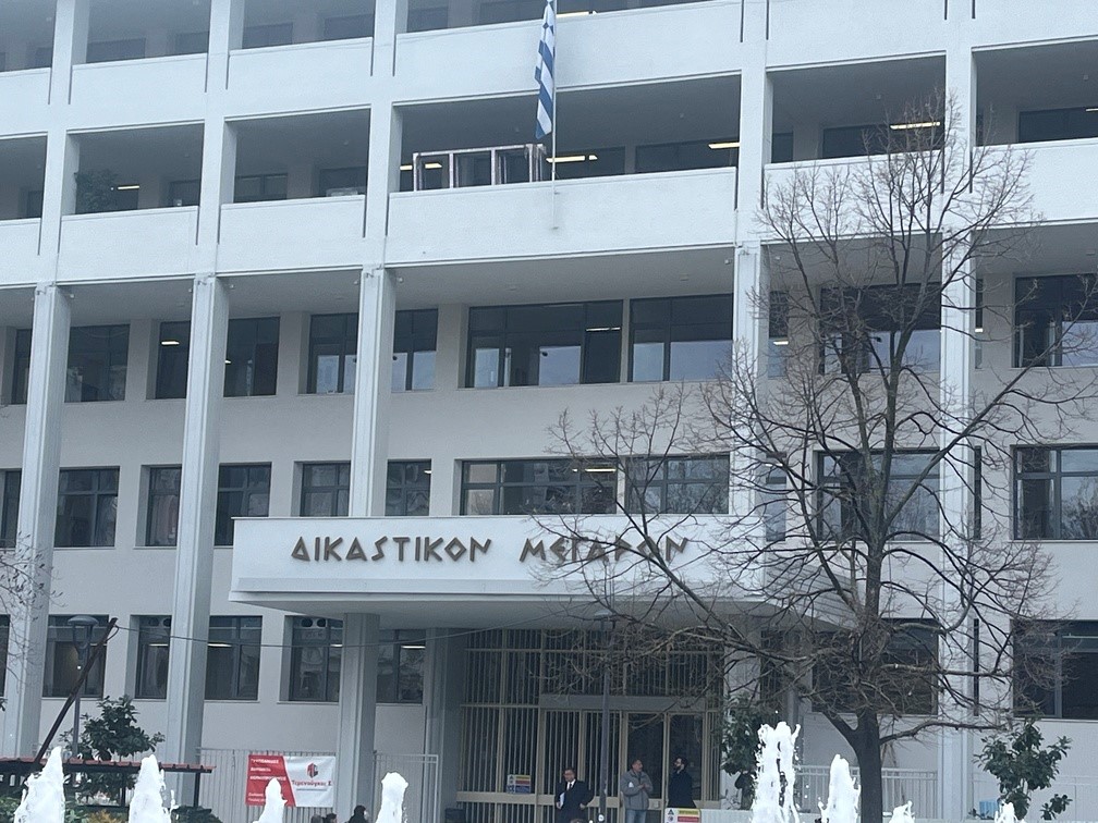 Τέμπη: Μήνυση κατά του εφέτη ανακριτή 